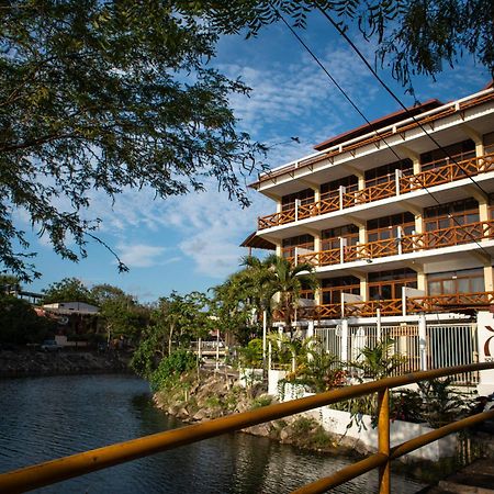 Hotel Sol Y Playa Montañita エクステリア 写真