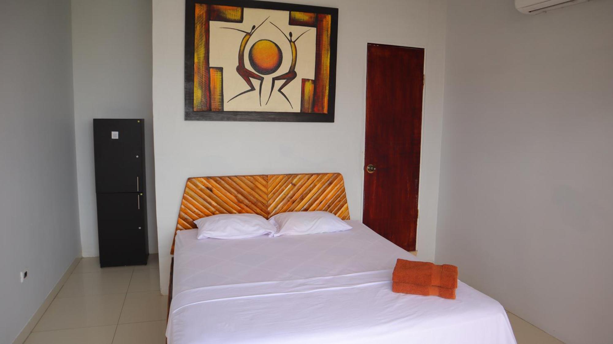 Hotel Sol Y Playa Montañita エクステリア 写真