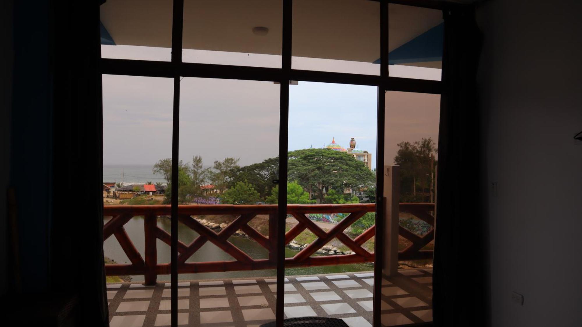 Hotel Sol Y Playa Montañita エクステリア 写真