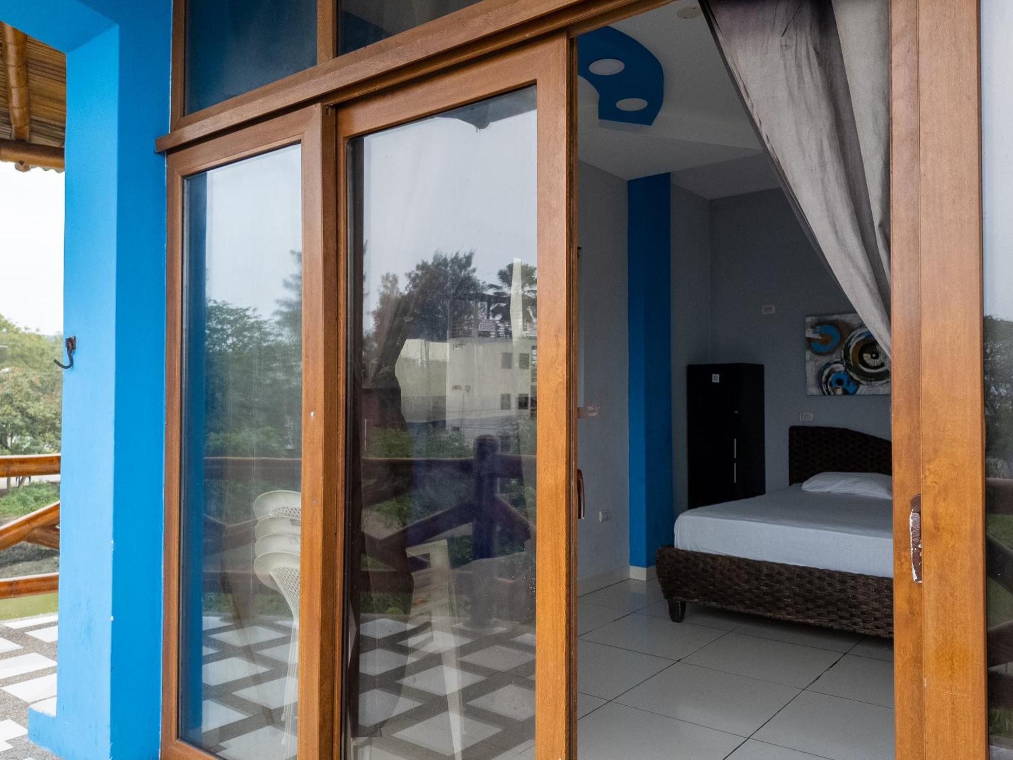 Hotel Sol Y Playa Montañita エクステリア 写真