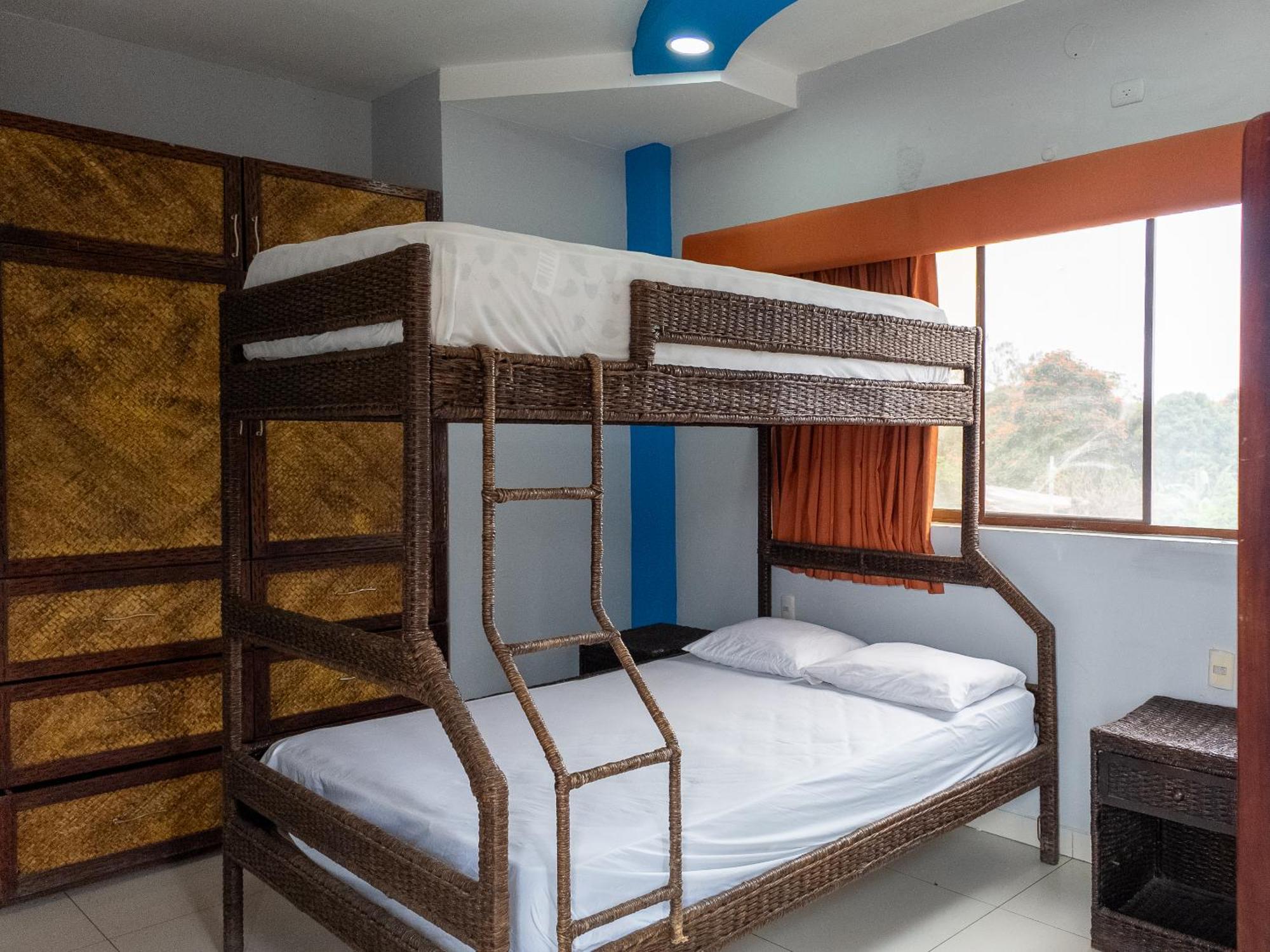 Hotel Sol Y Playa Montañita エクステリア 写真